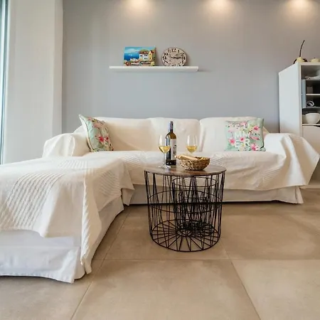 Panoramic Sea View Penthouse *