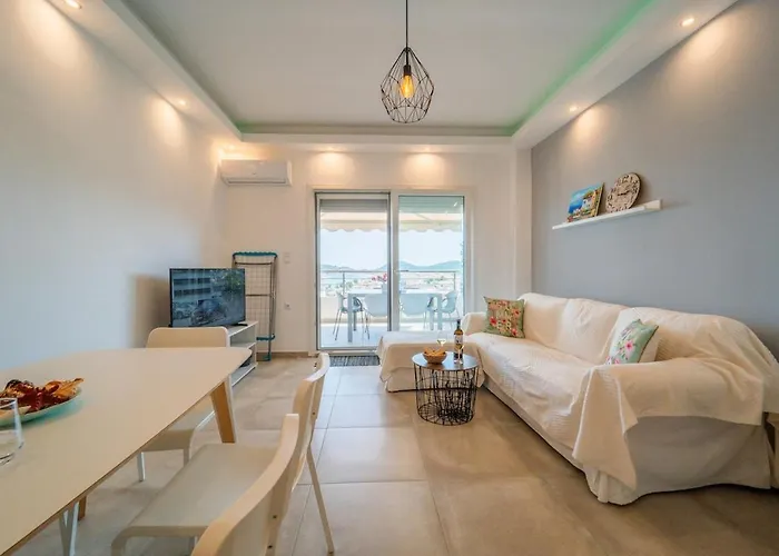 Panoramic Sea View Penthouse Вилла Неа-Перамос