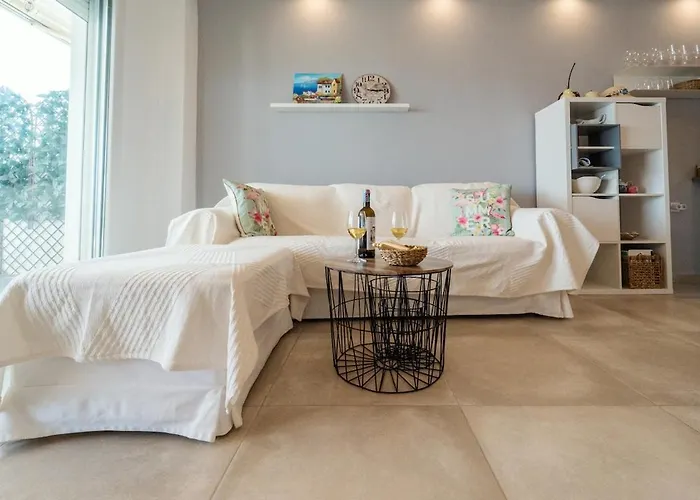 Panoramic Sea View Penthouse *