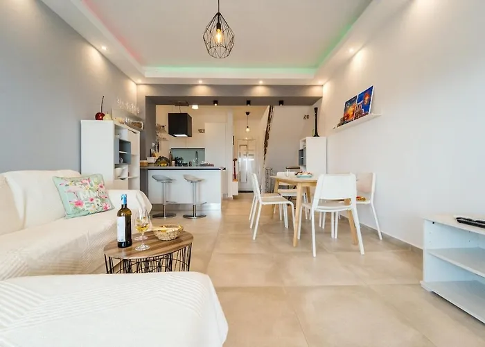 Вилла Panoramic Sea View Penthouse Неа-Перамос